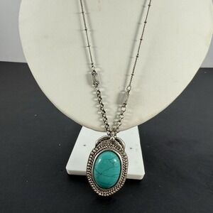AEO Necklace Silver Textured Leaf Framed Faux Turquoise Southwestern 32" 1172